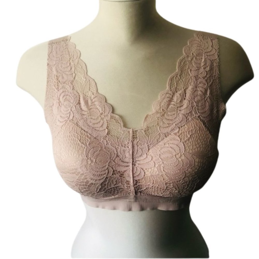 sophie b. Lace Bralette Size S.